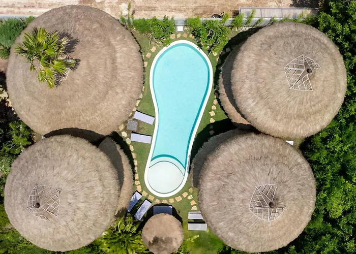 Hotel Mimpi Tropis *